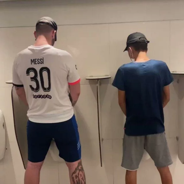 Banheirão +18